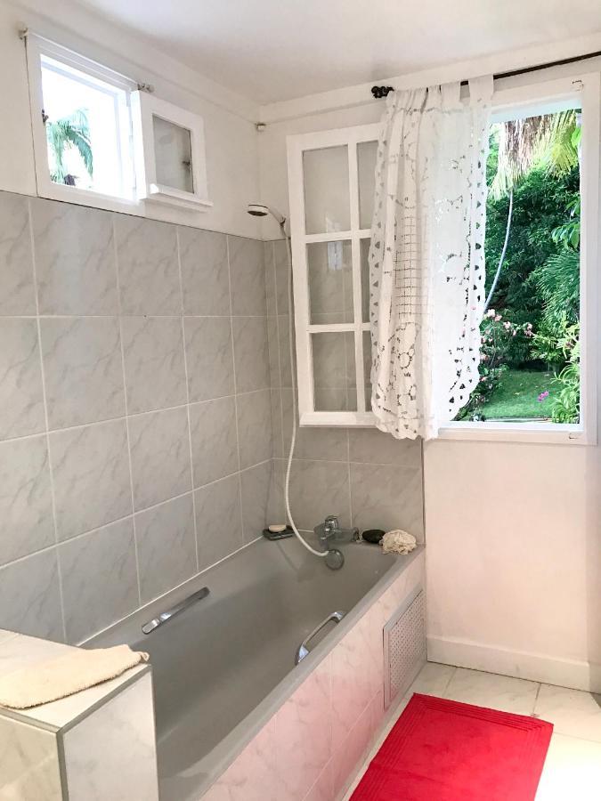 Studio Charmant Au Coeur De Boucan Canot 30 M² Avec Jardin Prive Saint-Paul Exterior foto