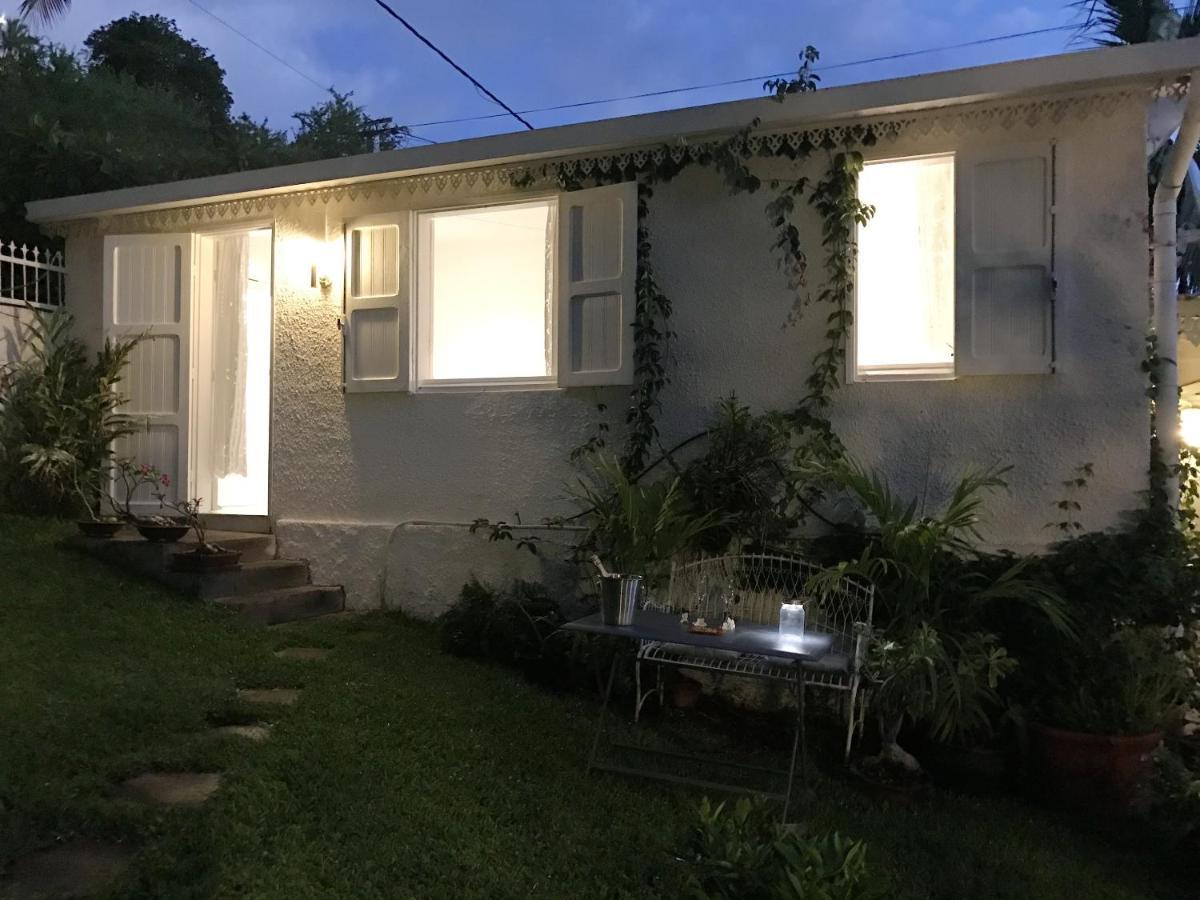 Studio Charmant Au Coeur De Boucan Canot 30 M² Avec Jardin Prive Saint-Paul Exterior foto